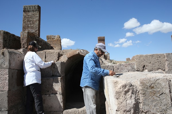 Foto - Birinci Dünya Savaşı'nda tahrip olmuştu! İşte tarihi mezarların son hali