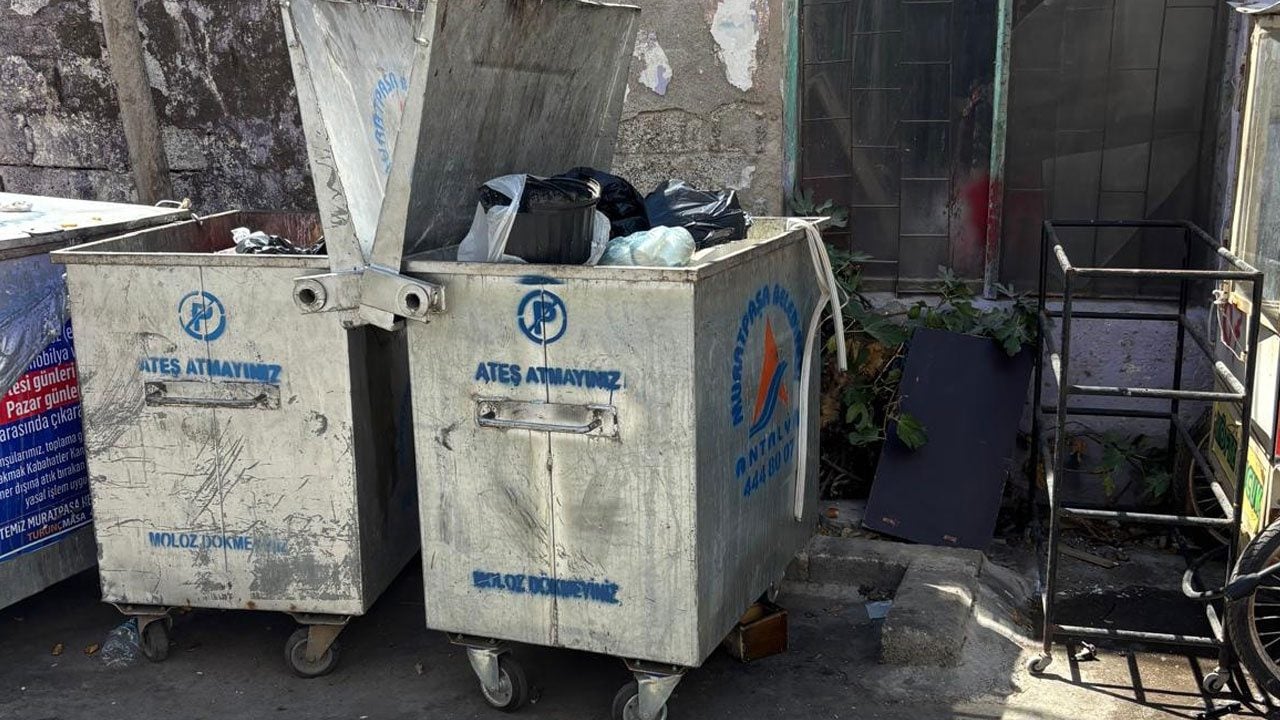 Foto - Birinci Dünya Savaşı’ndan kalma! Çöpe atılmış halde buldu, üzerindeki damgayı görünce şaşkına döndü 