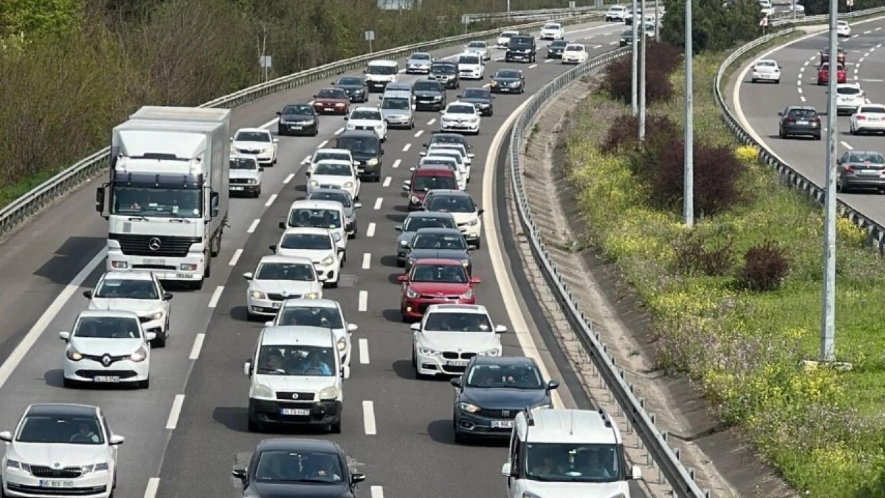 Foto - Birinci sırada hangisi var? Türkiye'de en çok trafiğe kayıtlı 13 otomobil açıklandı