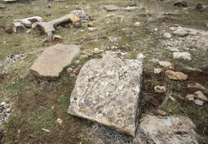 Foto - Birini İstanbul, diğerini Kastamonu'nda düşünün! 500 km uzaklıkta benzer mezarlara gömülen kişiler bakın ne çıktı