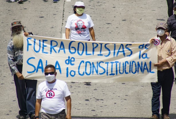 Foto - Bitcoin kararı bir ülkeyi ayağa kaldırdı! Ortalık fena halde karıştı