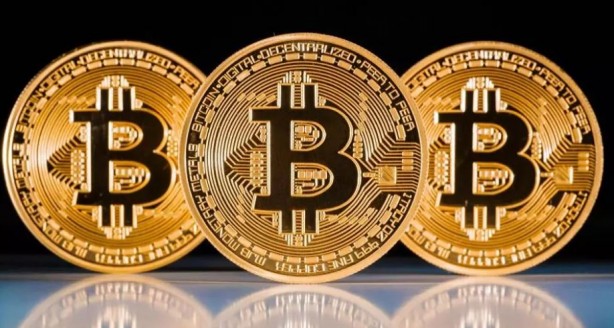 Foto - Bitcoin'in fiyatı kritik eşiği aştı