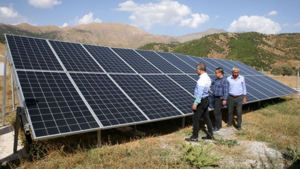 Foto - Bitlis'te 60 noktada bulundu! Saniyede 6-7 litre akıyor