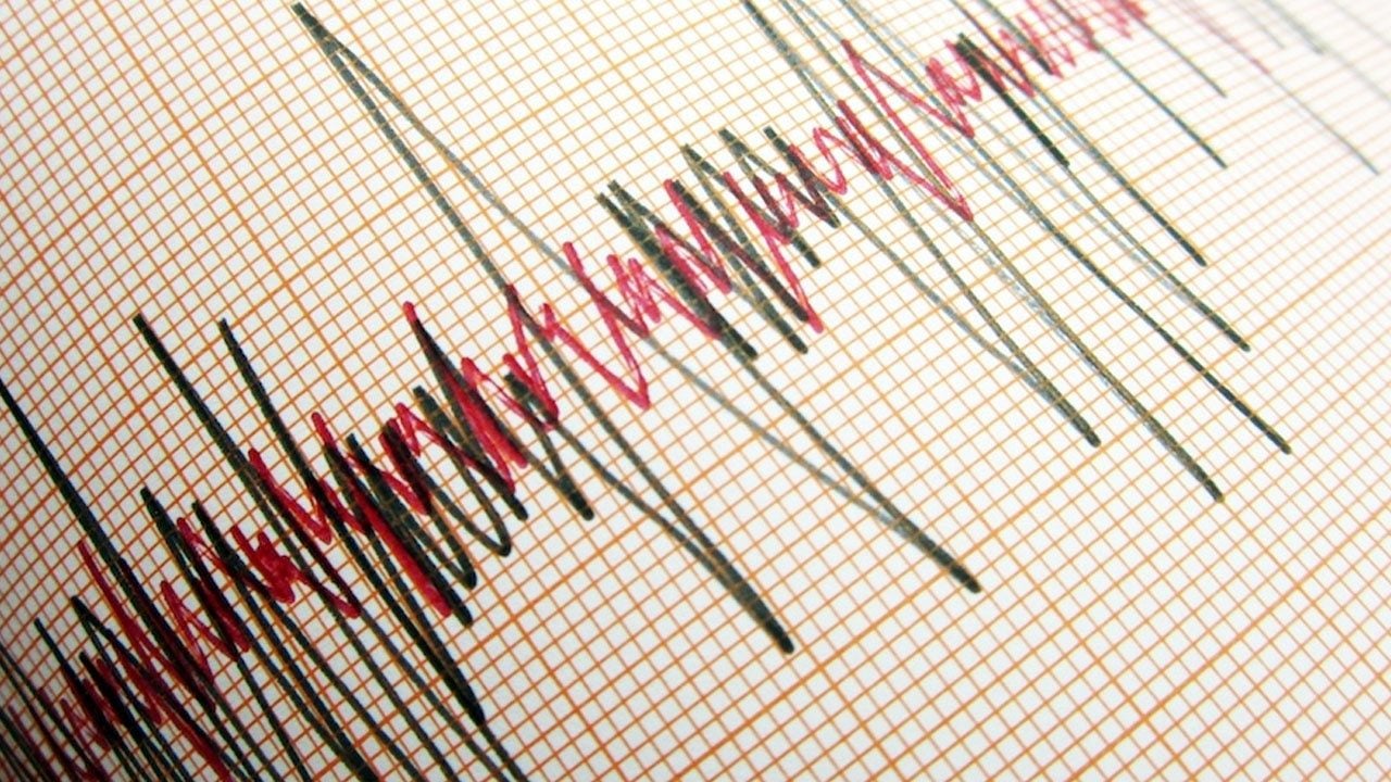 Foto - Biz bu acıyı yaşadık... Deprem anında ne yapmalı? Cevabı simülasyon merkezinde aldılar: Bilmemiz lazım! 