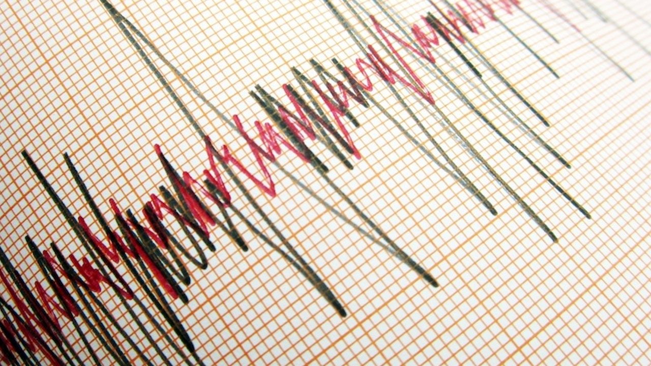  Biz bu acıyı yaşadık... Deprem anında ne yapmalı? Cevabı simülasyon merkezinde aldılar: Bilmemiz lazım! 