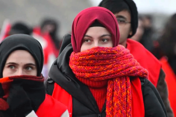 'Biz Hep Aynı İzdeyiz' yürüyüşü başladı! Binlerce kişi oraya akın etti 