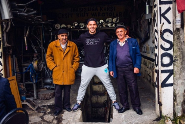 Foto - Bizden biri "Lukas Podolski"