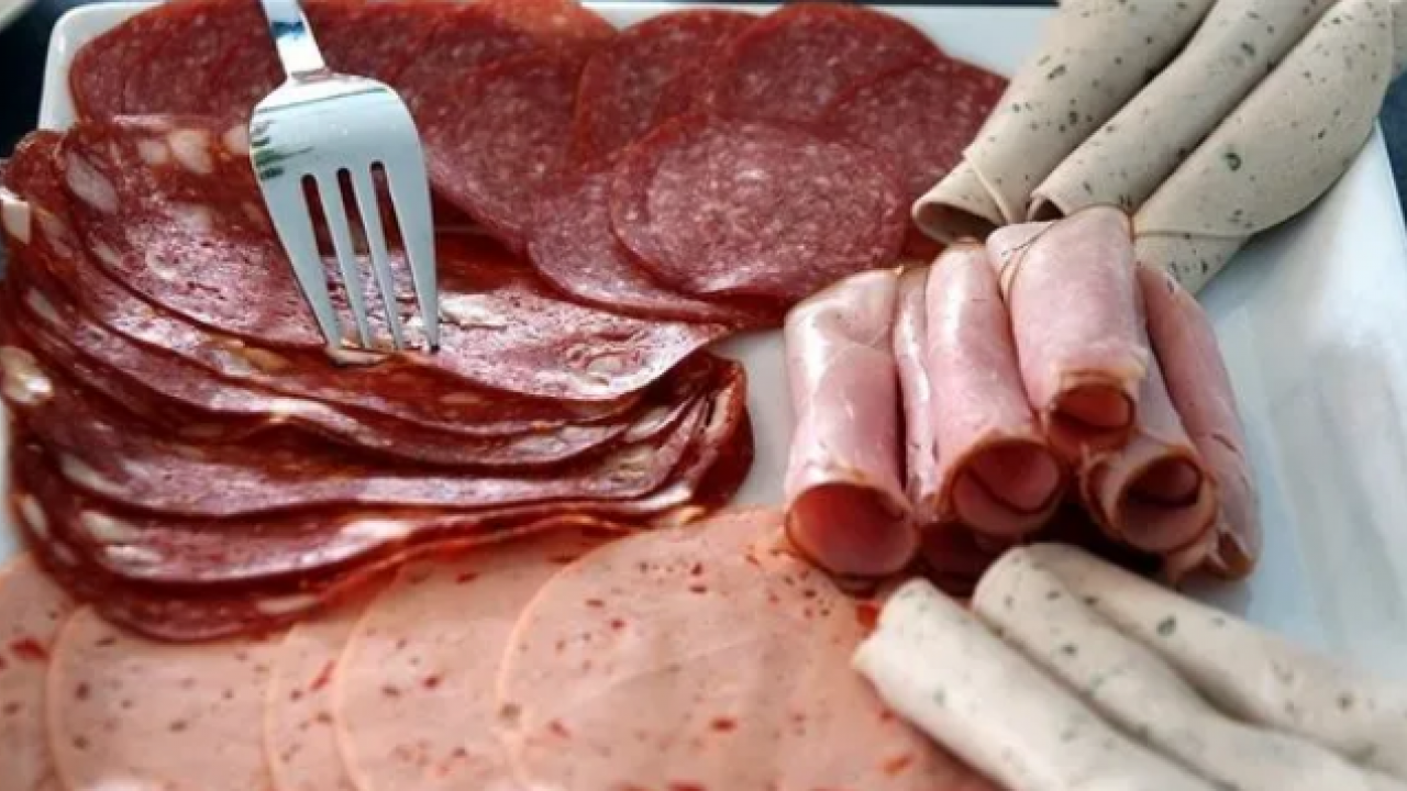 Foto - Bize domuz eti yedirdiler! Bakanlık sağlığı tehlikeye düşüren gıdaları açıkladı İşte tam liste