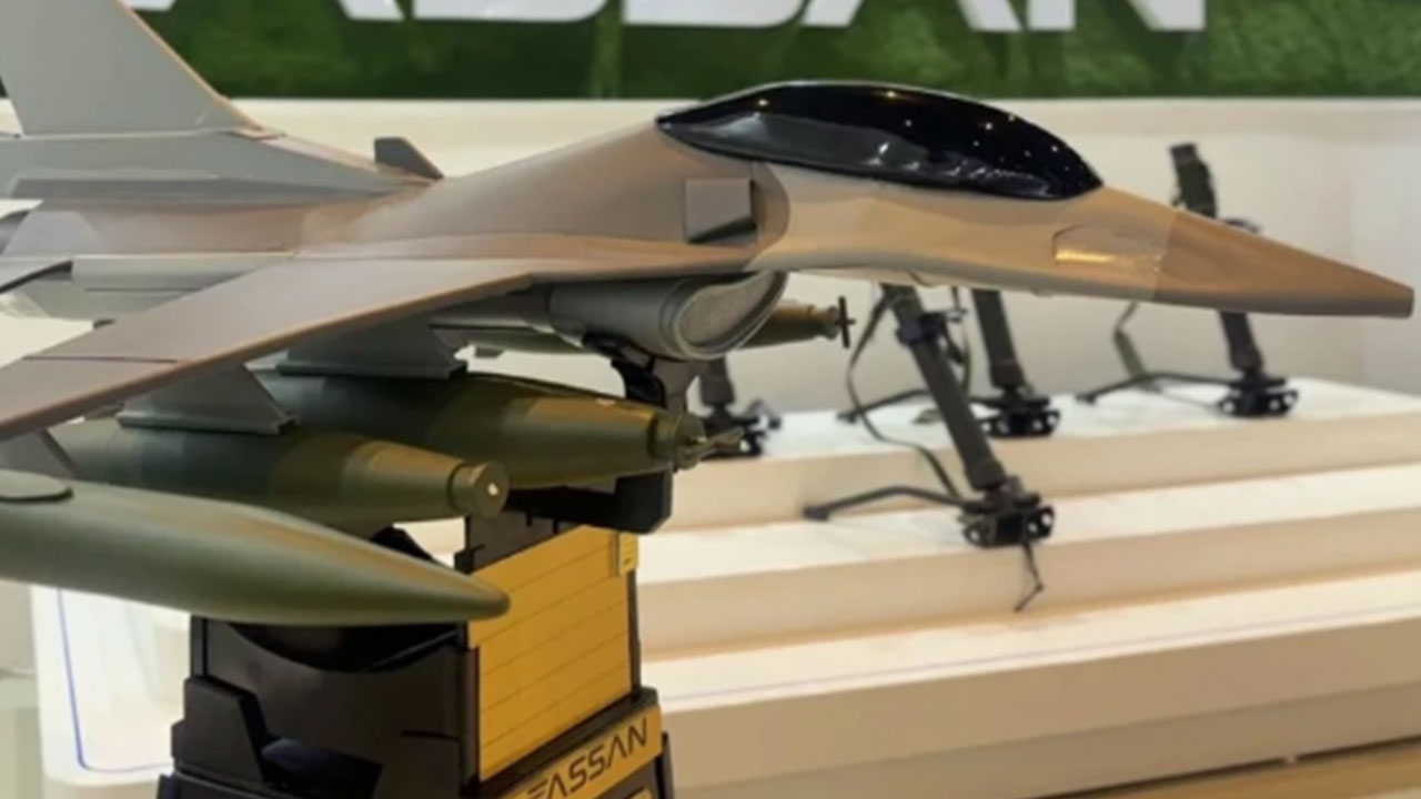 'Bize İHA yapmayı öğretin' diyorlardı! Türkiye'den savaş uçağı için alacaklar