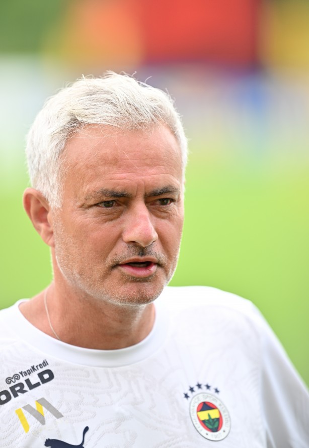 Foto - Bize satın dediler: Flaş çağrı: Fenerbahçe'nin çılgın teklifini açıkladılar: Mourinho 7 isme kapıyı gösterdi