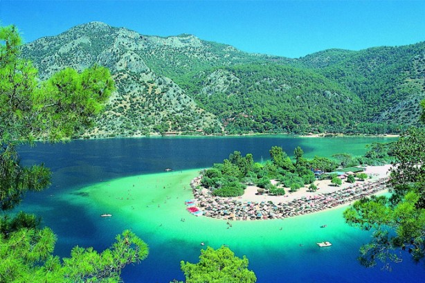 Foto - Türkiye'yi düşük bütçeli tatil alanı ilan ettiler! 'Hemen gidin' diyorlar