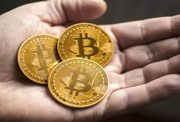 Foto - Bloomberg analistinden Bitcoin yorumu: 10 bin dolara düşse dahi...