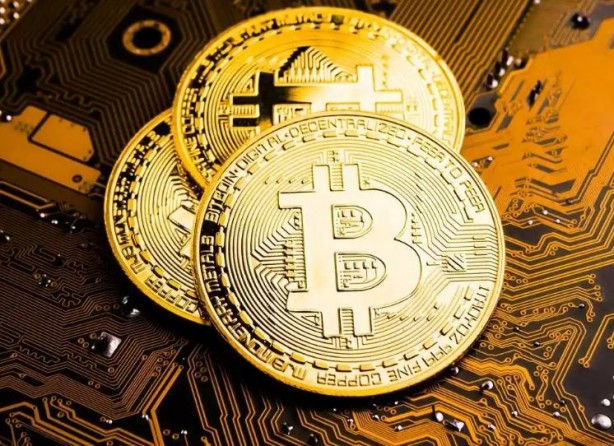 Foto - Bloomberg analistinden Bitcoin yorumu: 10 bin dolara düşse dahi...