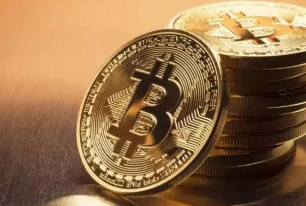 Foto - Bloomberg analistinden Bitcoin yorumu: 10 bin dolara düşse dahi...