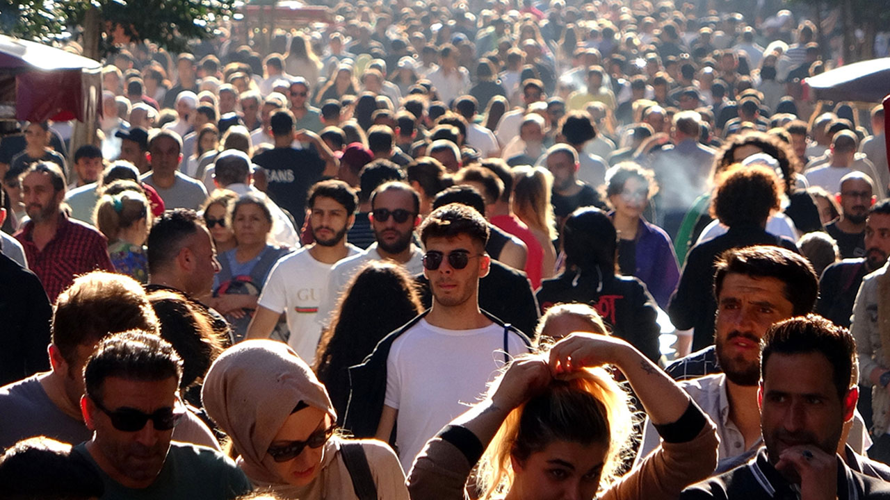 BM dünyaya ilan etti: 80 bin kişi bir anda Türkiye'yi terk etti! Her gün 2 bin kişi gidiyor