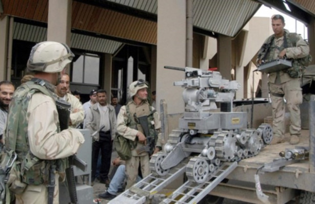 Foto - BM, ölümcül robotları kıskaca aldı