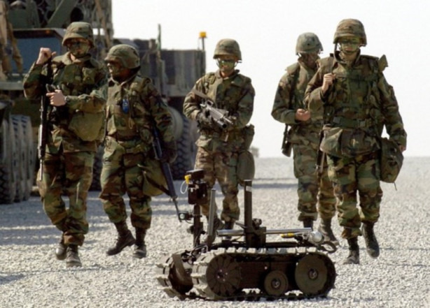 Foto - BM, ölümcül robotları kıskaca aldı