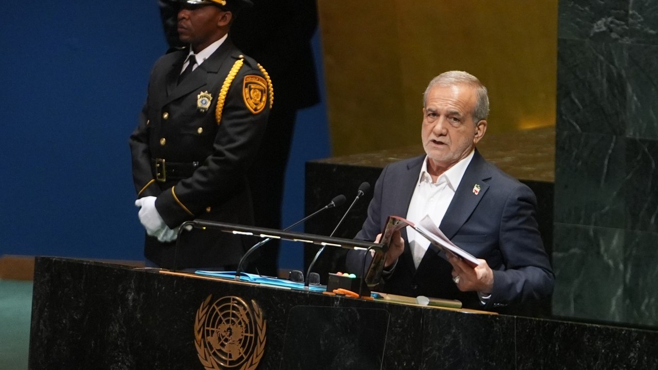 Foto - Pezeşkiyan: Nükleer bomba üretme peşinde değiliz ve olmayacağız! İran nükleer bomba mı yapıyor? 