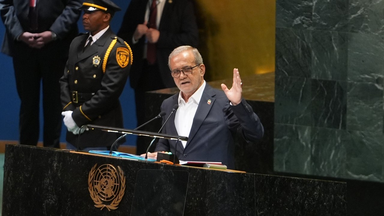 Foto - Pezeşkiyan: Nükleer bomba üretme peşinde değiliz ve olmayacağız! İran nükleer bomba mı yapıyor? 