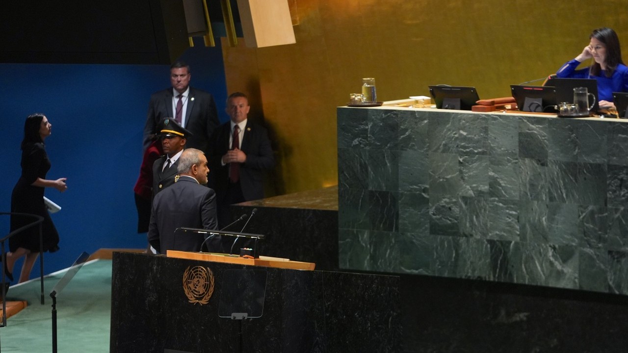 Foto - Pezeşkiyan: Nükleer bomba üretme peşinde değiliz ve olmayacağız! İran nükleer bomba mı yapıyor? 