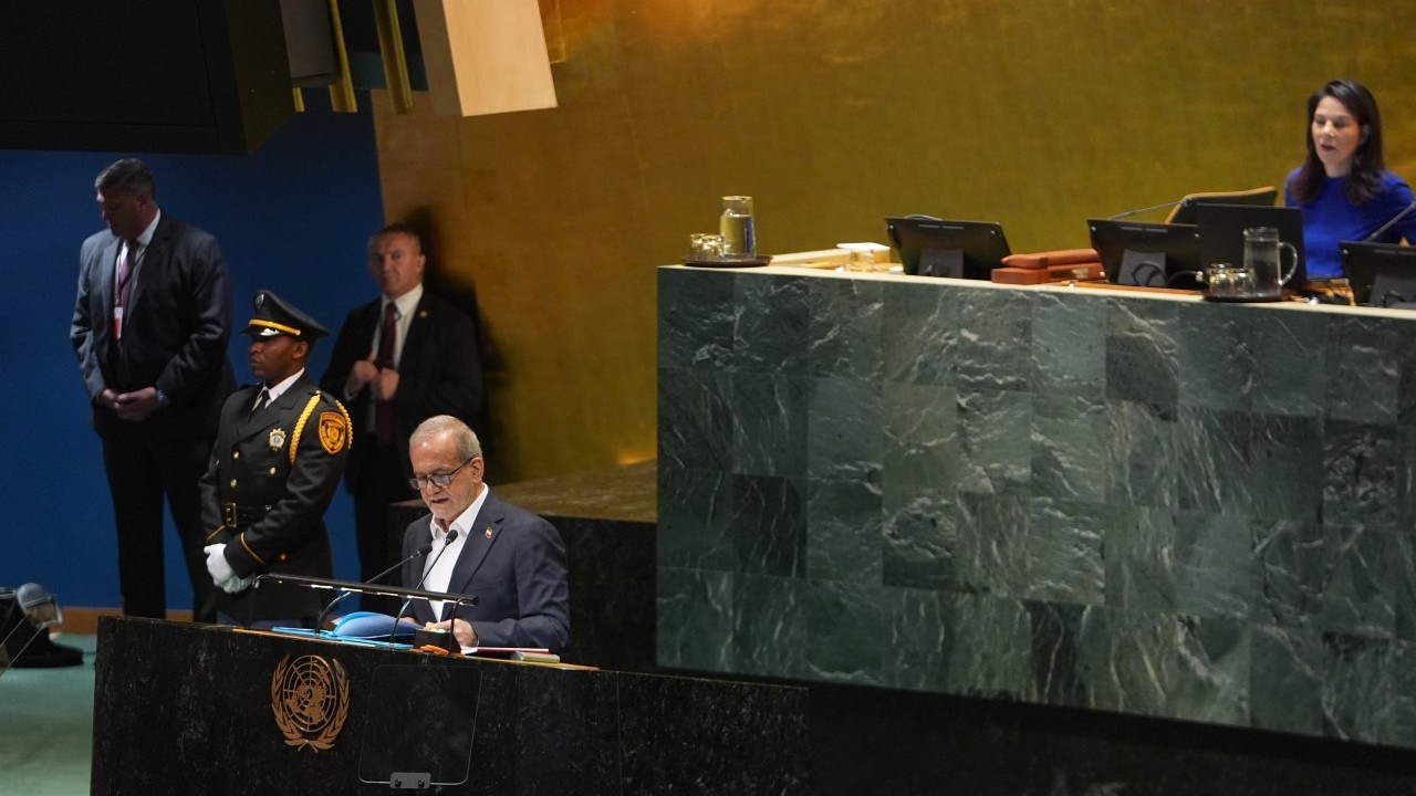 Foto - Pezeşkiyan: Nükleer bomba üretme peşinde değiliz ve olmayacağız! İran nükleer bomba mı yapıyor? 