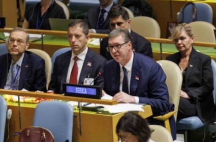 Foto - BM'nin Srebrenitsa kararı sonrası hüngür hüngür ağladı! Sırbistan Cumhurbaşkanı'nın zor anları