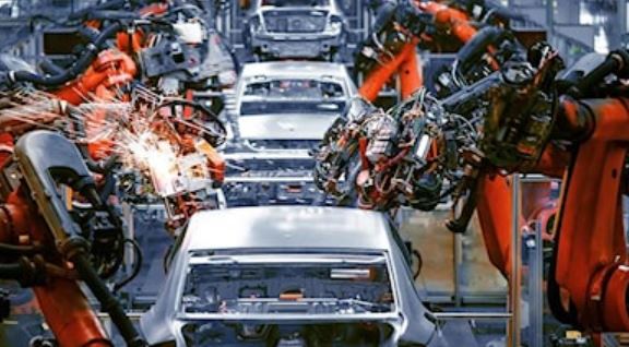 Foto - BMW CEO’sundan şaşırtan elektrikli otomobil itirafı: Onlarla rekabet etmek imkansız!