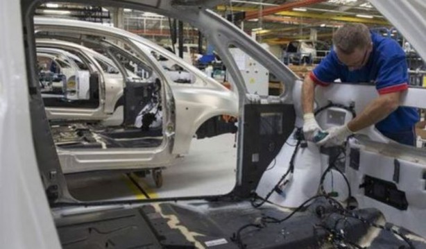 Foto - BMW CEO’sundan şaşırtan elektrikli otomobil itirafı: Onlarla rekabet etmek imkansız!