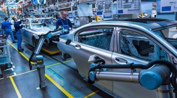 Foto - BMW CEO’sundan şaşırtan elektrikli otomobil itirafı: Onlarla rekabet etmek imkansız!