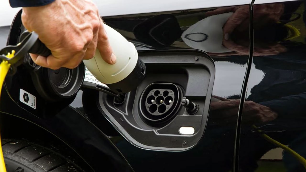 Foto - BMW elektrikli araç satışlarında yükselişte, Mercedes düşüşte