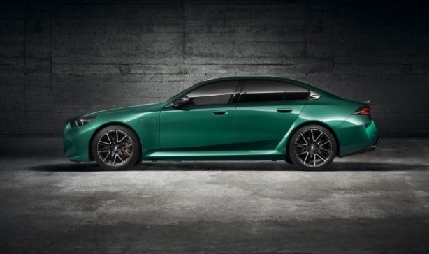 Foto - BMW öyle bir model tanıttı ki! 0’dan 100 km/s hıza sadece 3.5 saniyede ulaşıyor! O otomobil ne zaman Türkiye’de yollara çıkacak?