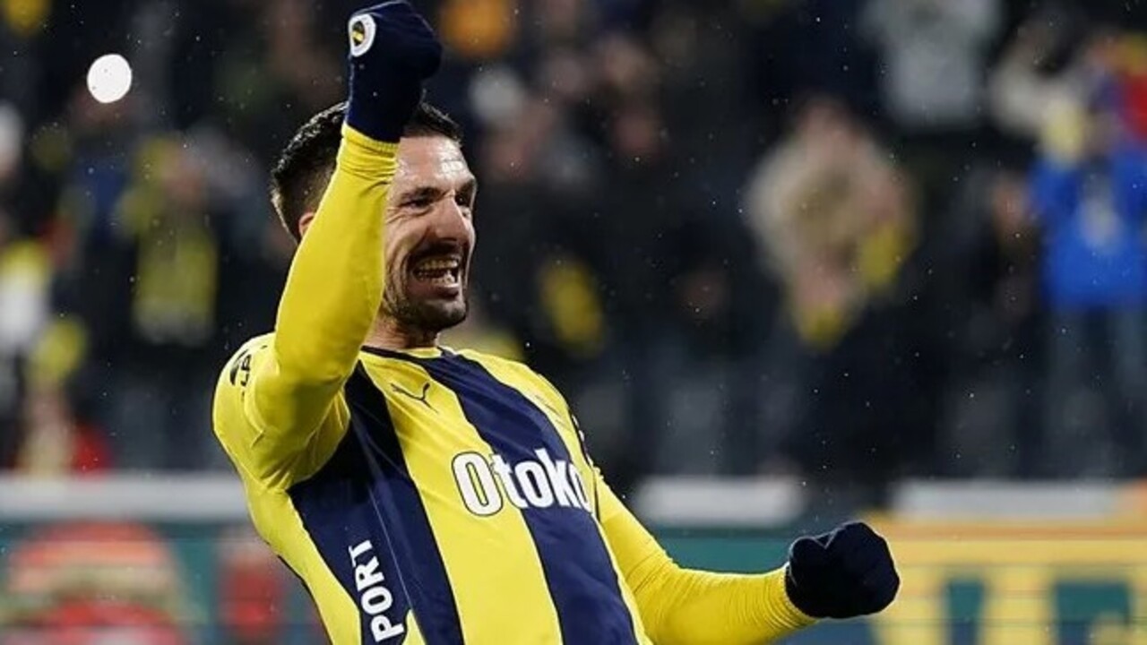 Foto - Bodrum FK maçını iple çekiyor! Dusan Tadic Fenerbahçe tarihine geçecek