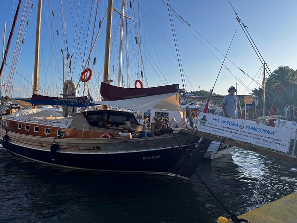 Foto - Bodrum'un son süngercisinden acı gerçek! Denizin altı çölleşiyor