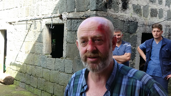 Foto - Boğa sahibini kan revan içinde bıraktı