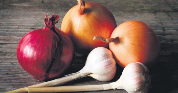 Foto - Boğaz ağrısı çekenler bunları yapsın! Anında geçiriyor