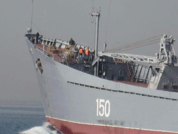 Foto - Boğaz'dan geçen Rus savaş gemisinde dikkat çeken detay