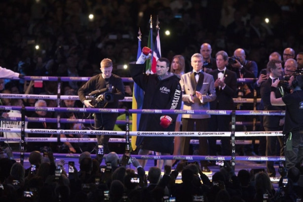 Foto - Boksta yeni bir tarih yazıldı!