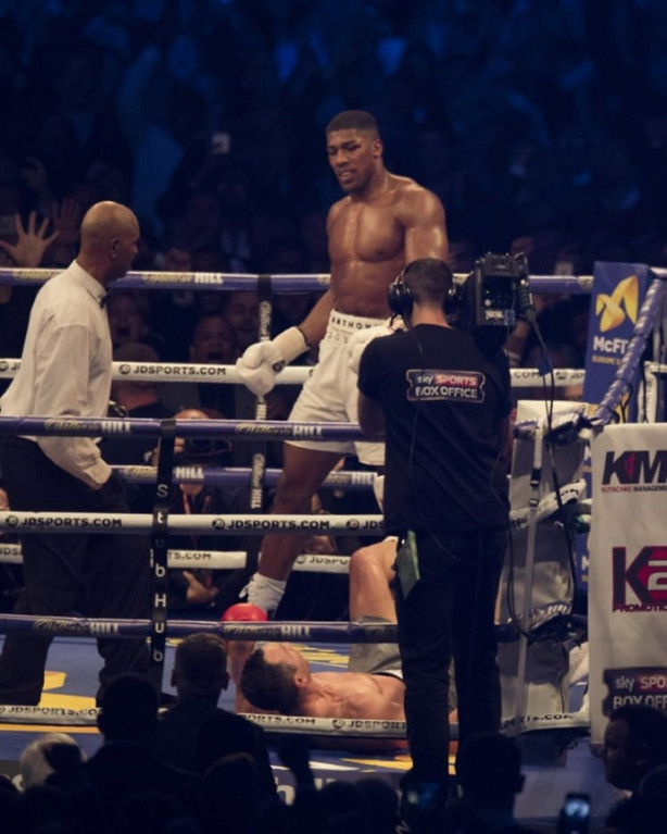 Foto - Boksta yeni bir tarih yazıldı!