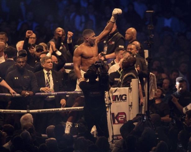 Foto - Boksta yeni bir tarih yazıldı!