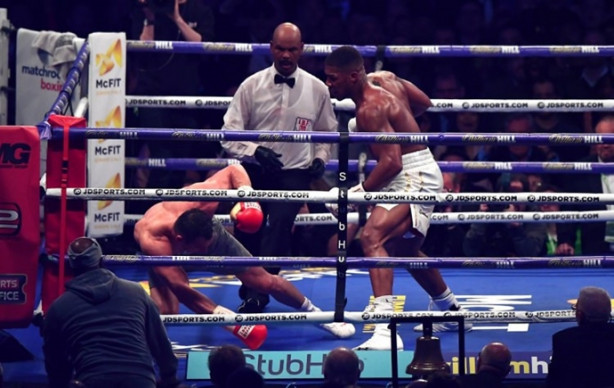 Foto - Boksta yeni bir tarih yazıldı!