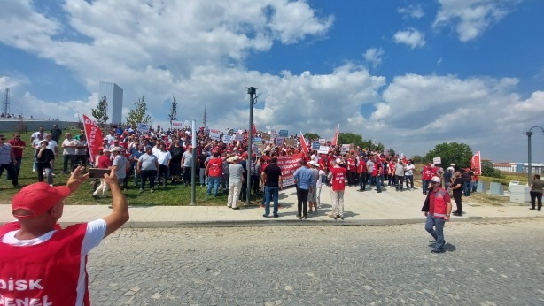 Foto - Bol keseden sallayan Bay Kemal'e sürpriz karşılama