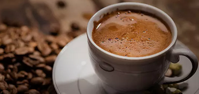 Foto - Bol köpüklü Türk kahvesi nasıl yapılır? Köy, mahalle, şehirlerde: Herkesin gözdesi kahve ne işe yarar? Faydaları nelerdir?