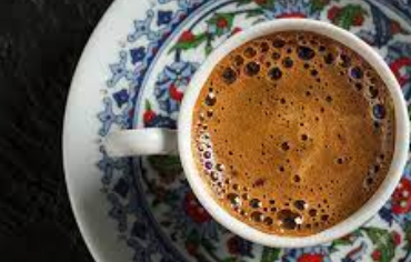 Foto - Bol köpüklü Türk kahvesi nasıl yapılır? Köy, mahalle, şehirlerde: Herkesin gözdesi kahve ne işe yarar? Faydaları nelerdir?