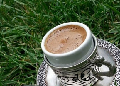 Foto - Bol köpüklü Türk kahvesi nasıl yapılır? Köy, mahalle, şehirlerde: Herkesin gözdesi kahve ne işe yarar? Faydaları nelerdir?
