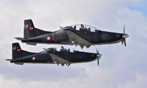 Bölge diken üstünde! Türkiye'den 3 uçak, 2 SİHA aldılar