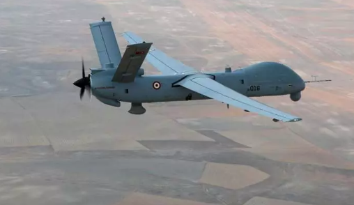 Foto - Bölge diken üstünde! Türkiye'den 3 uçak, 2 SİHA aldılar