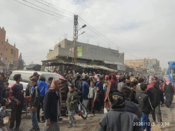 Foto - Bölge halkı, YPG/PKK'ya karşı ayaklandı! Terör örgütü bakın nasıl cebini dolduruyor