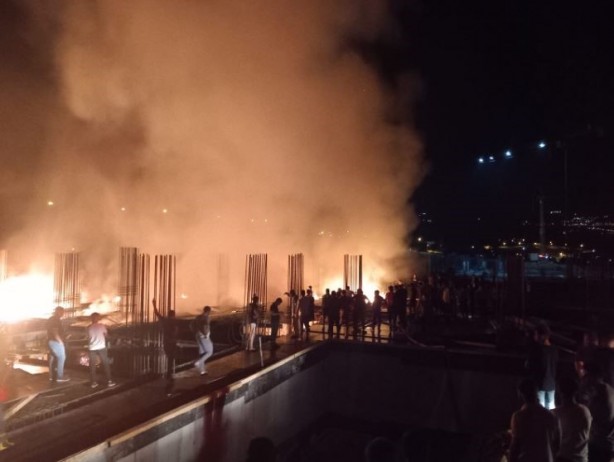 Foto - Bölge Hastanesinde yangın çıktı