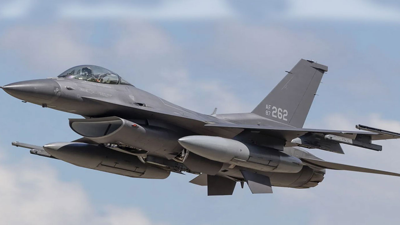 Foto - Bölge tam diken üstündeydi! Taahhüt edilenden fazla F-16'lar gönderildi