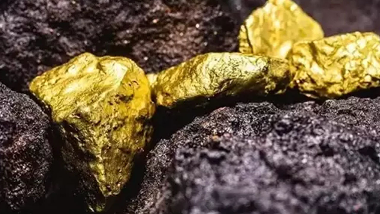 Foto - Pakistan ülkesinden altın fışkırıyor! Çin'den uydu fırlatan ülke şimdi de o bölgede rezerv bulundu! 